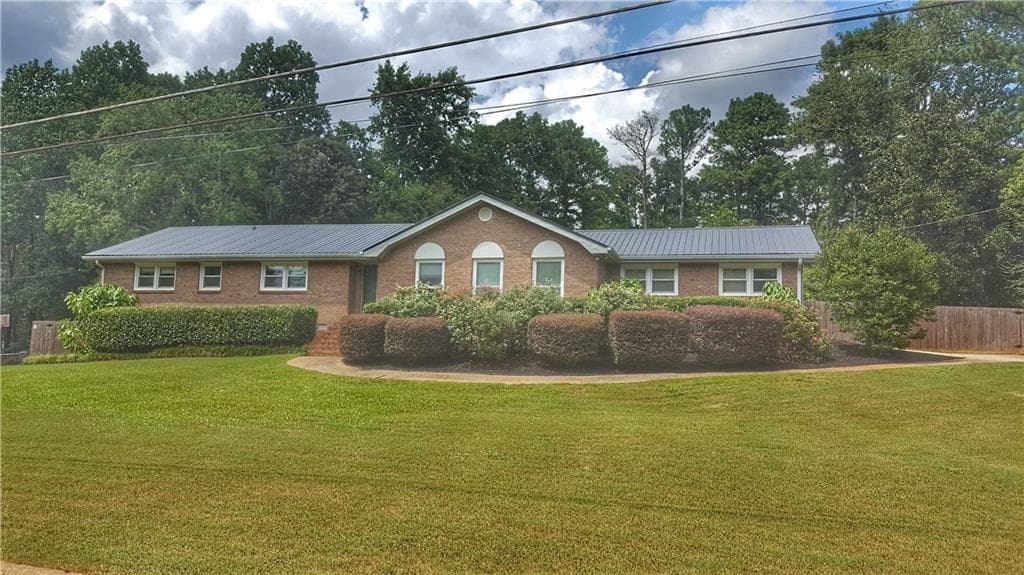 6231 Shallow Creek Lane, Douglasville, GA 30135 — most recent listing photo