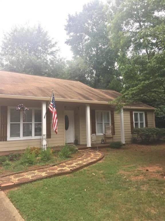 3 bedroom, 1,652 sq ft single family residence sold at 111 Hillmont Drive, Woodstock, GA 30188