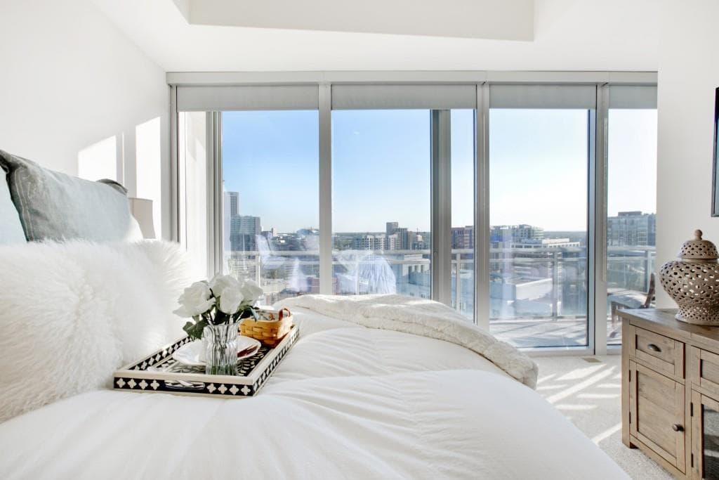 2 bedroom, 1,992 sq ft condominium sold at 1065 Peachtree Street 2903, Atlanta, GA 30309