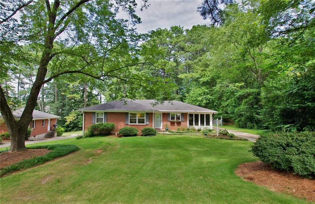 3 bedroom, 1,718 sq ft single family residence sold at 1430 Christmas Lane, Atlanta, GA 30329