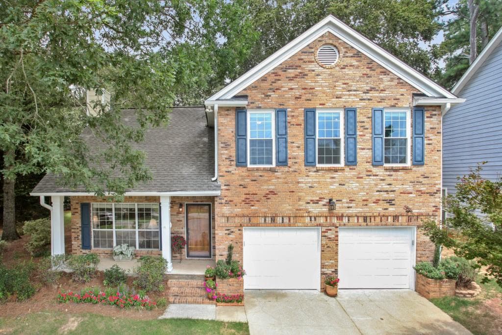 300 Greenmont Circle, Alpharetta, GA 30009 — most recent listing photo