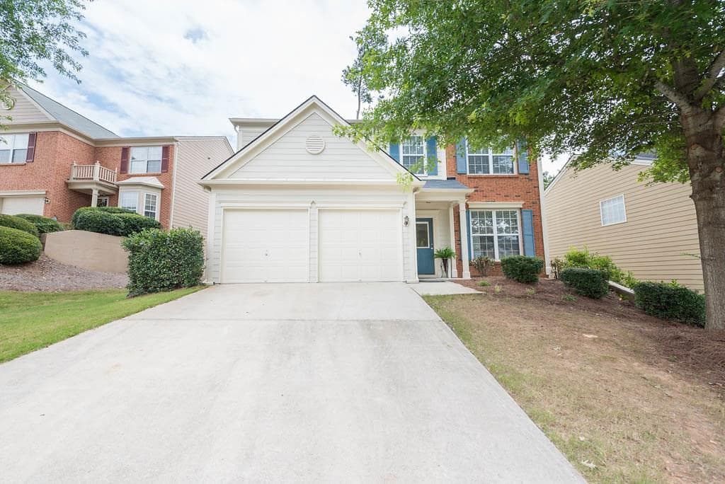 3 bedroom, 2,020 sq ft single family residence sold at 149 Wallnut Hall Circle, Woodstock, GA 30189