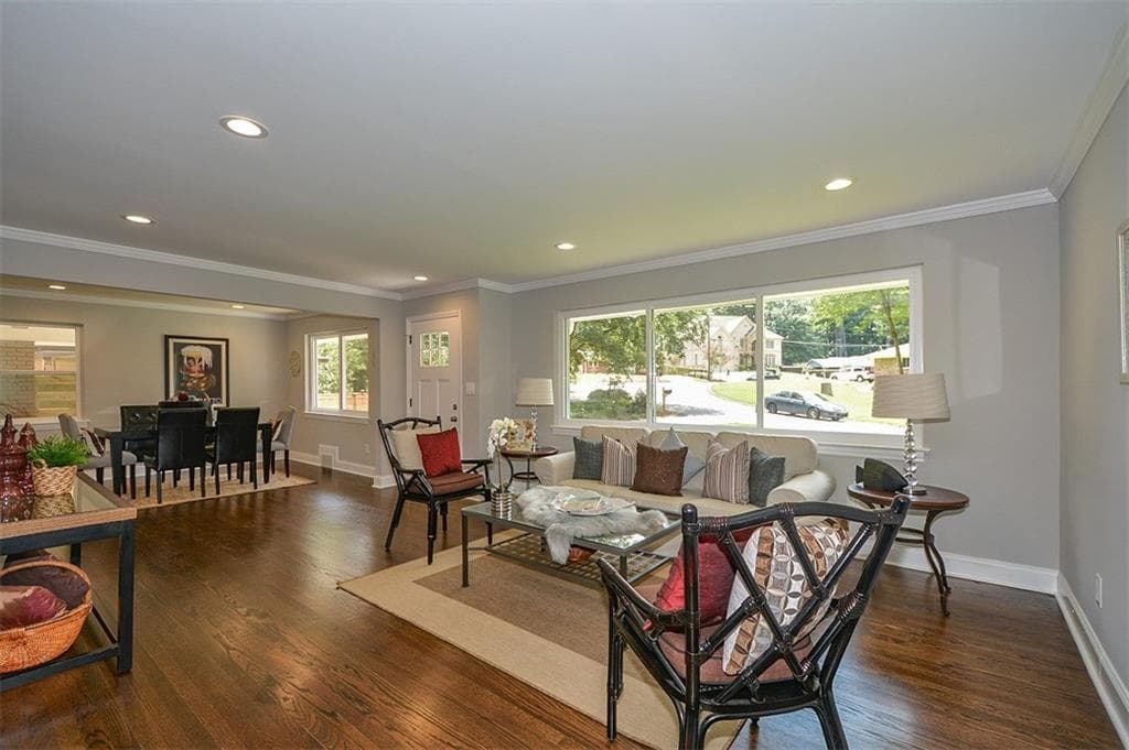 4 bedroom, 2,502 sq ft single family residence sold at 1750 Briarlake Circle, Decatur, GA 30033