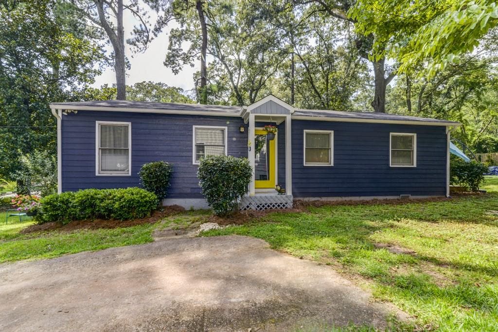 3 bedroom, 1,125 sq ft single family residence sold at 2546 Hosea L Williams Drive, Atlanta, GA 30317