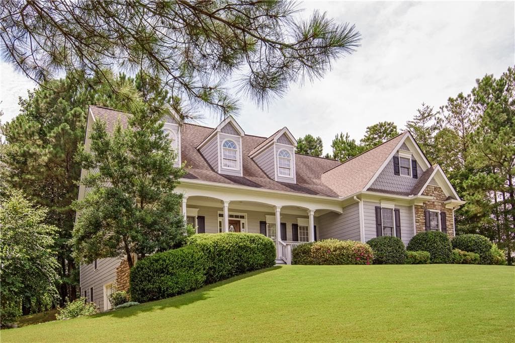 4 bedroom, 2,500 sq ft single family residence sold at 160 Dawson Creek Drive, Ball Ground, GA 30107