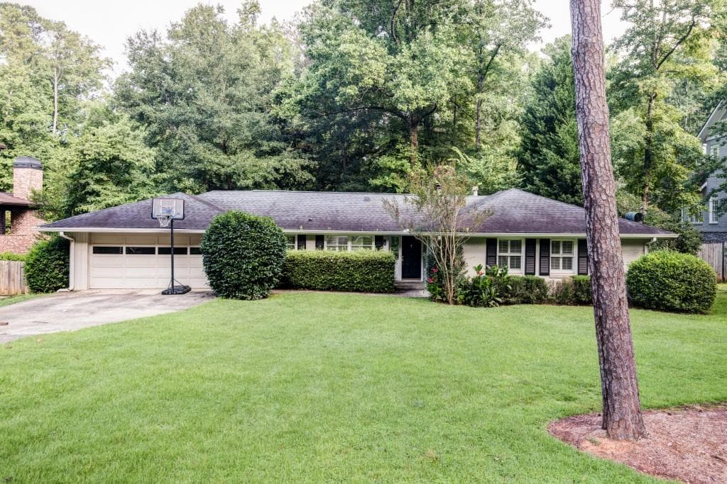 3 bedroom, 1,790 sq ft single family residence sold at 100 Lake Forrest Lane, Atlanta, GA 30342