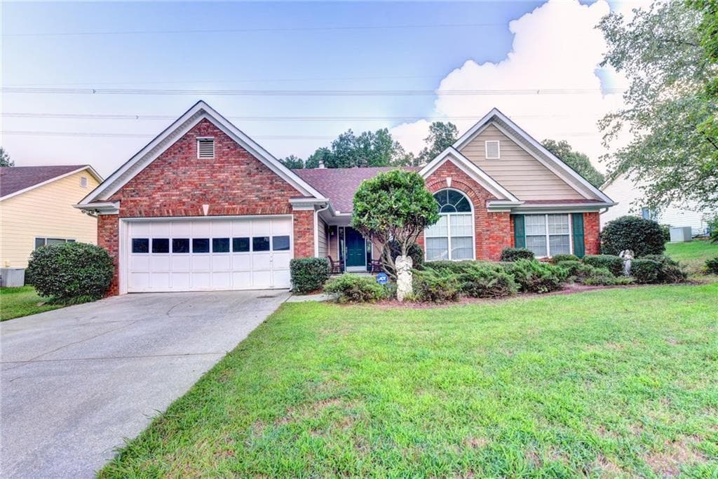3 bedroom, 2,450 sq ft single family residence sold at 1250 Thomas Palmer Court, Lawrenceville, GA 30043