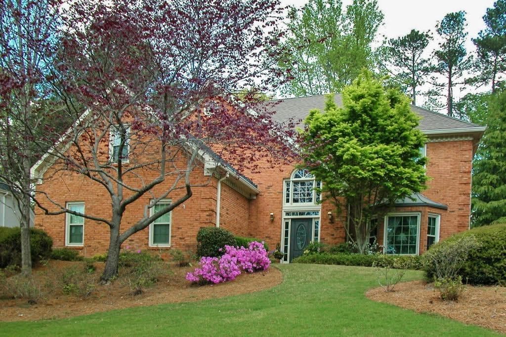 5580 Grove Point Road, Alpharetta, GA 30022 — most recent listing photo