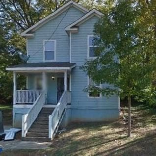 4 bedroom, 2,002 sq ft single family residence sold at 924 Smith Street, Atlanta, GA 30310