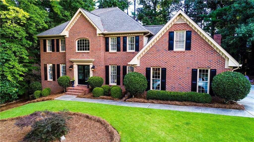 5 bedroom, 3,062 sq ft single family residence sold at 9365 Delft Way, Alpharetta, GA 30022