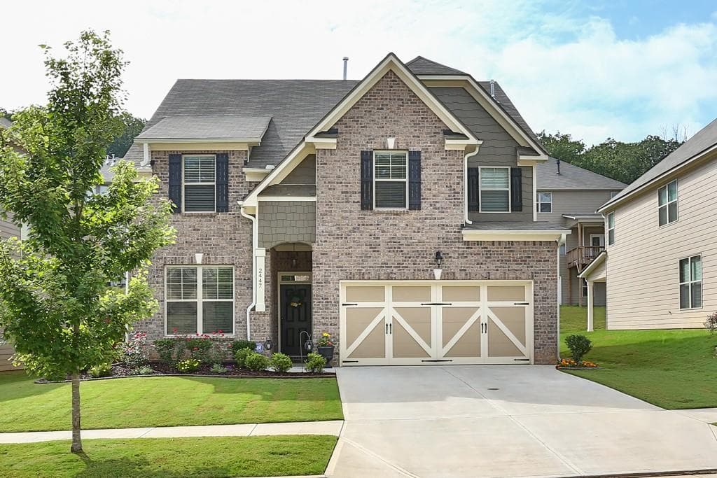 4 bedroom, 2,579 sq ft single family residence sold at 2447 Loughridge Drive, Buford, GA 30519