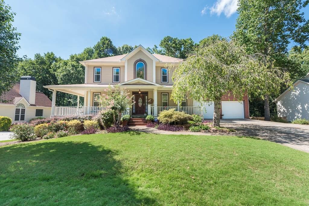 5 bedroom, 4,554 sq ft single family residence sold at 2714 Hampton Trail, Woodstock, GA 30189