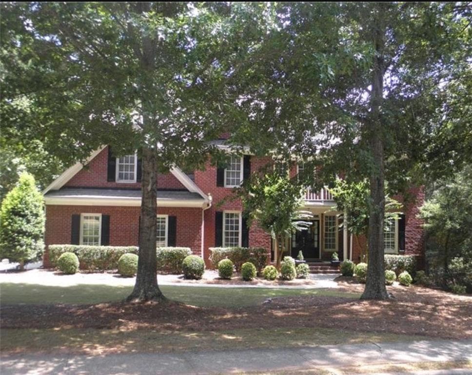 6 bedroom single family residence sold at 5580 Olde Atlanta Parkway, Suwanee, GA 30024