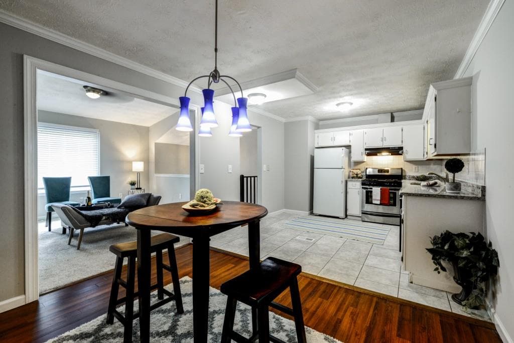 3 bedroom, 1,093 sq ft single family residence sold at 821 Donner Court, Douglasville, GA 30134