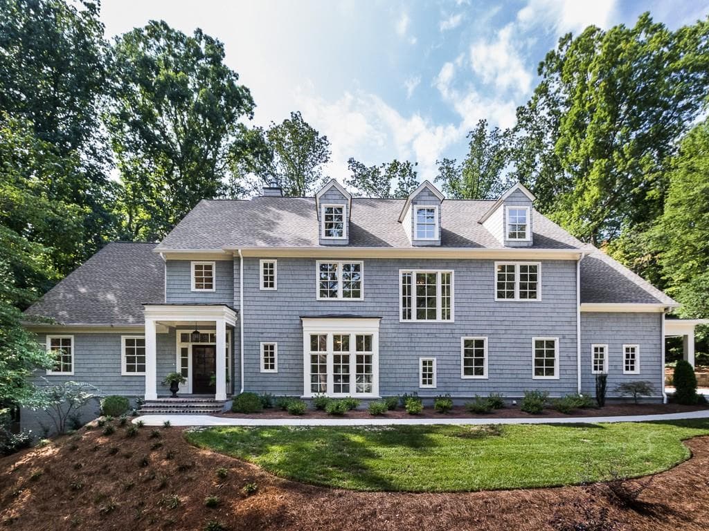 6 bedroom, 6,956 sq ft single family residence sold at 85 Maryeanna Drive, Sandy Springs, GA 30342