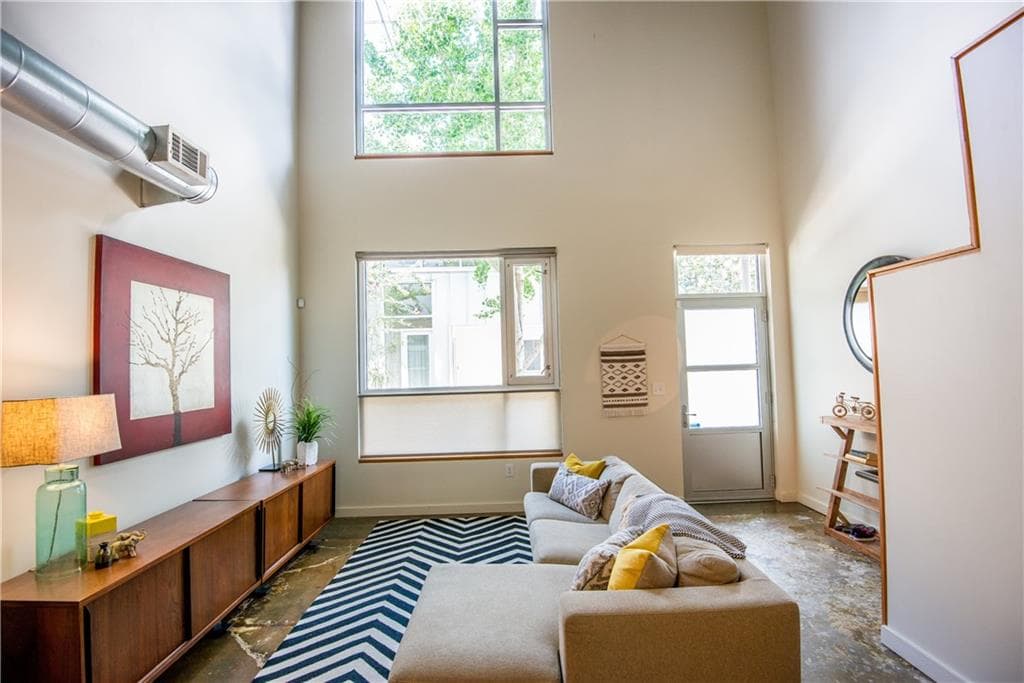 2 bedroom, 1,151 sq ft condominium sold at 1661 La France Street 402, Atlanta, GA 30307