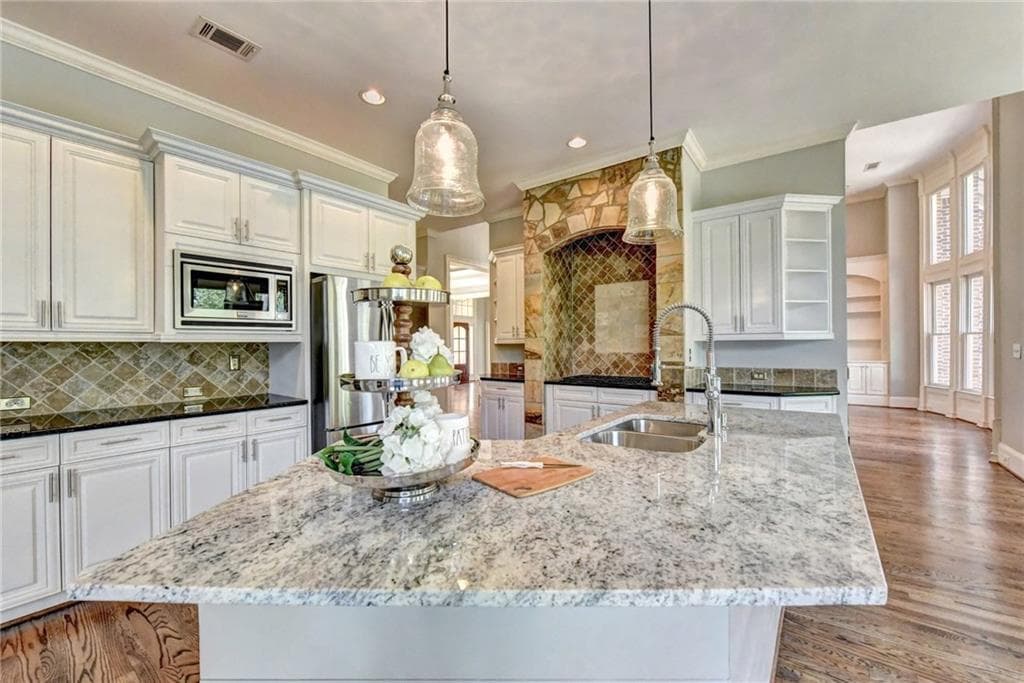 6715 Sunbriar Drive, Cumming, GA 30040 — most recent listing photo