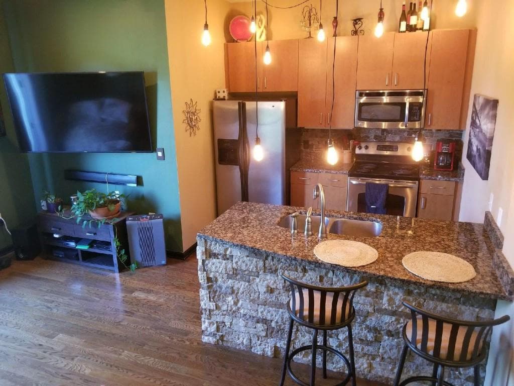 1 bedroom, 794 sq ft condominium sold at 5300 PEACHTREE Road 4514, Chamblee, GA 30341