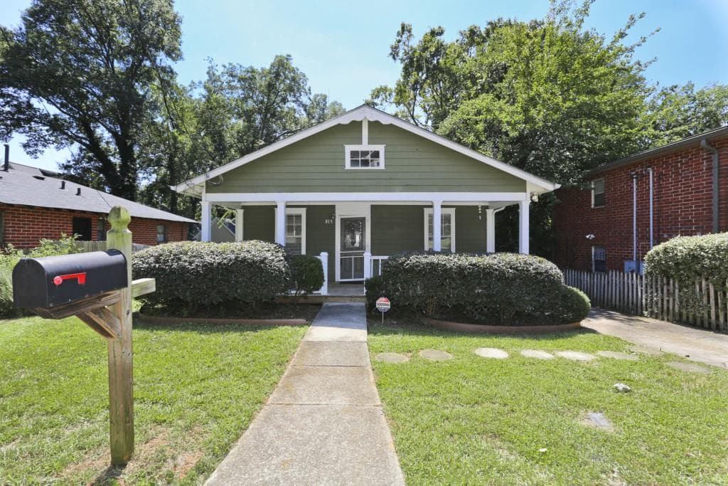 3 bedroom, 1,040 sq ft single family residence sold at 815 Marcus Street, Atlanta, GA 30316