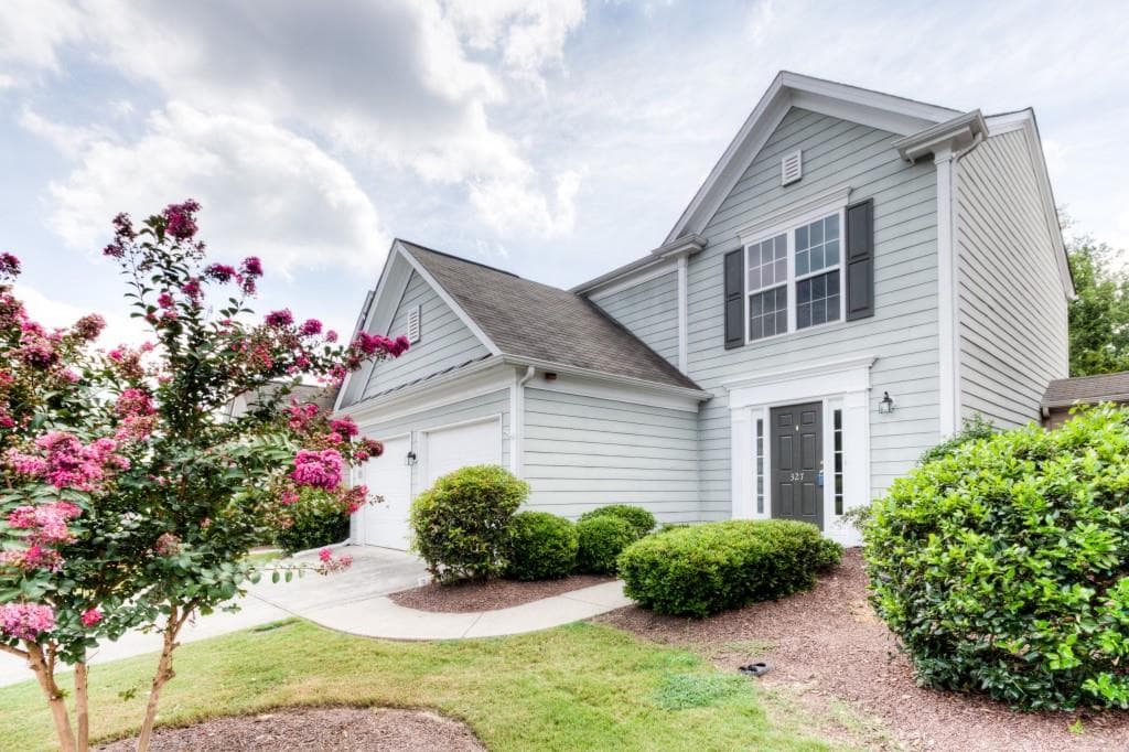 4 bedroom, 1,780 sq ft townhouse sold at 327 Balaban Circle 327, Woodstock, GA 30188