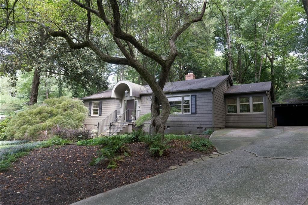 3 bedroom, 1,739 sq ft single family residence sold at 3177 Towerview Drive, Atlanta, GA 30324