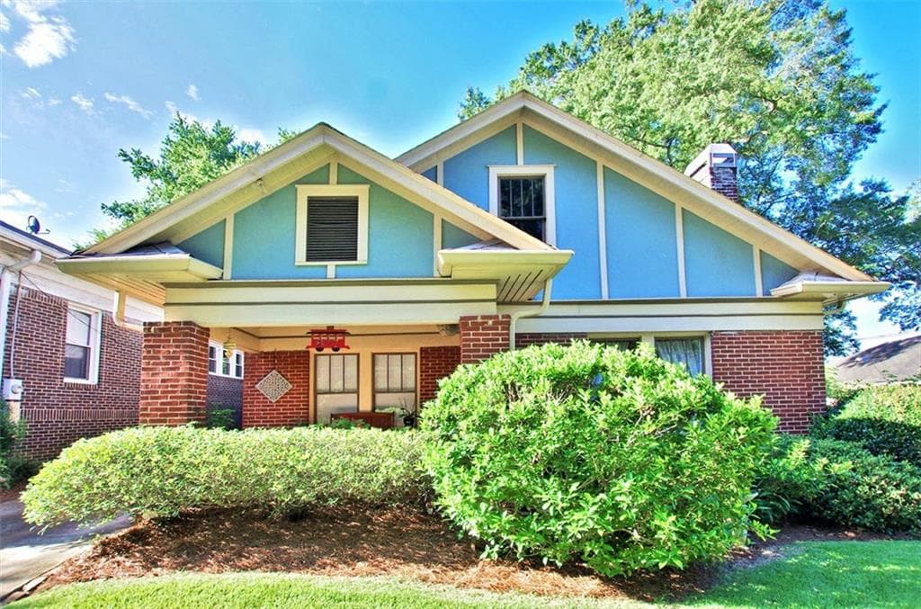 3 bedroom, 1,299 sq ft single family residence sold at 877 E Confederate Avenue, Atlanta, GA 30316