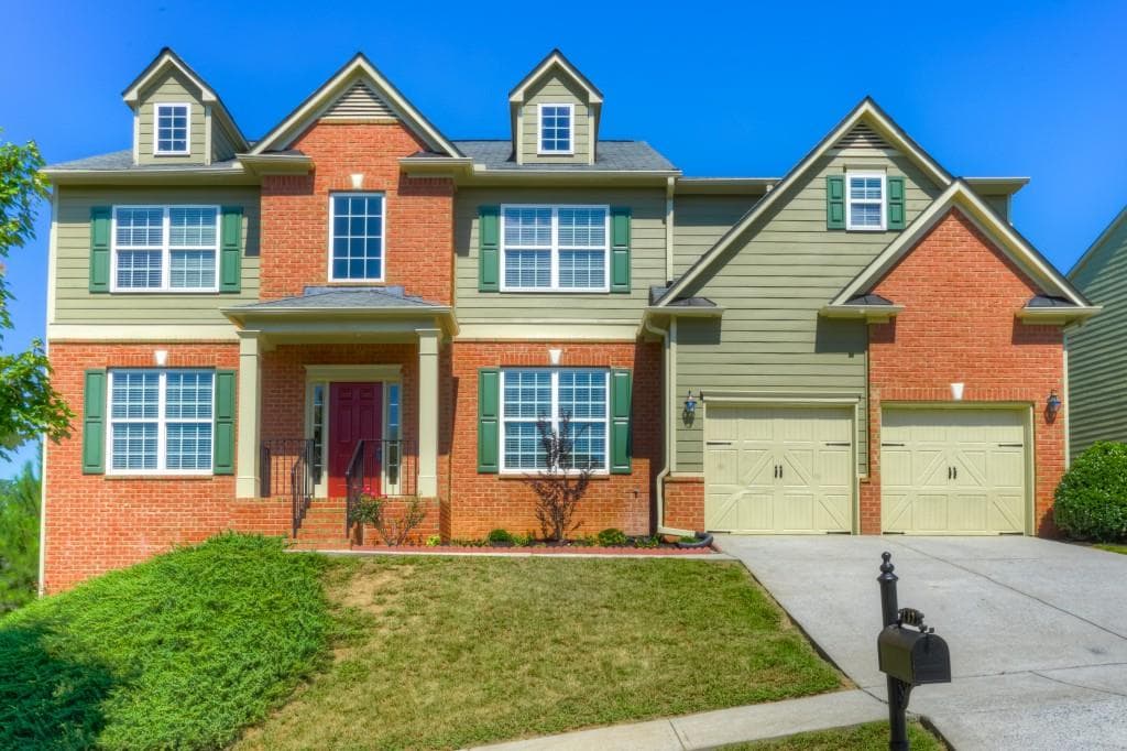 4 bedroom, 3,403 sq ft single family residence sold at 232 Amylou Circle, Woodstock, GA 30188