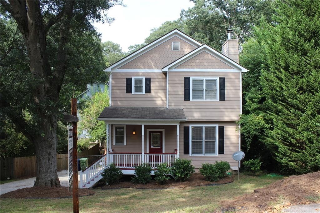 3 bedroom, 1,640 sq ft single family residence sold at 2251 Spink Street, Atlanta, GA 30318