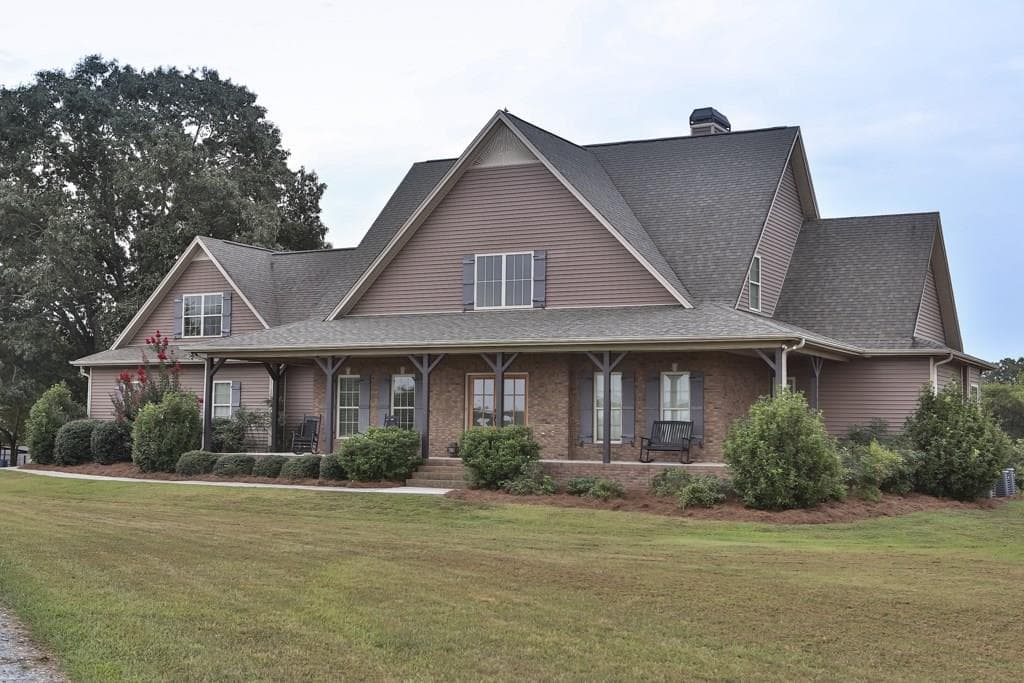 4 bedroom, 2,984 sq ft single family residence sold at 1611 Old Alabama Road, Taylorsville, GA 30178