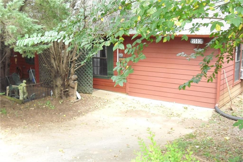 3 bedroom, 1,344 sq ft single family residence sold at 5583 Little Mill Road, Buford, GA 30518