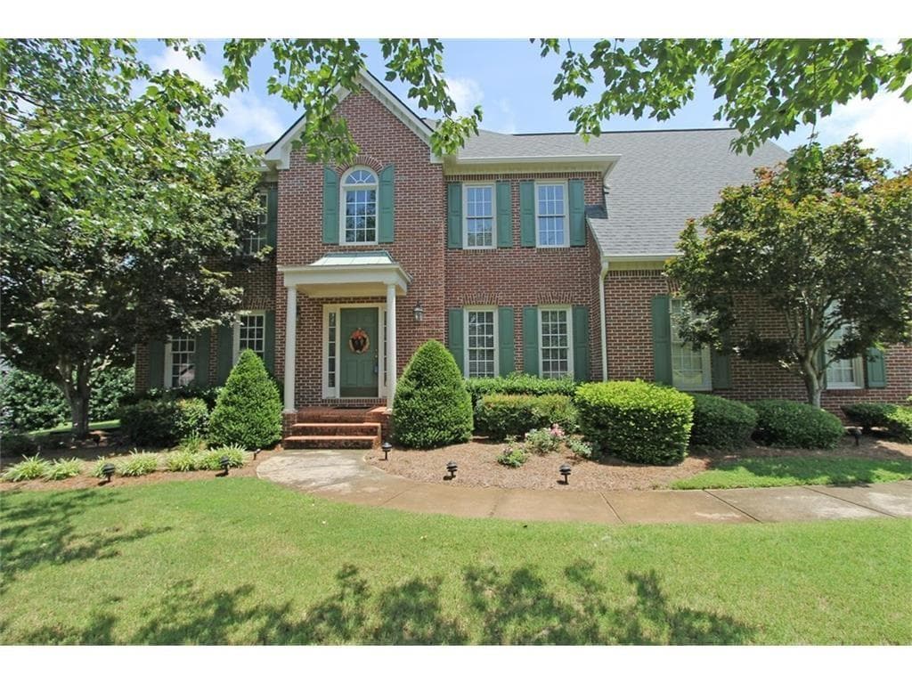 4 bedroom, 3,147 sq ft single family residence sold at 480 Brook Circle, Roswell, GA 30075