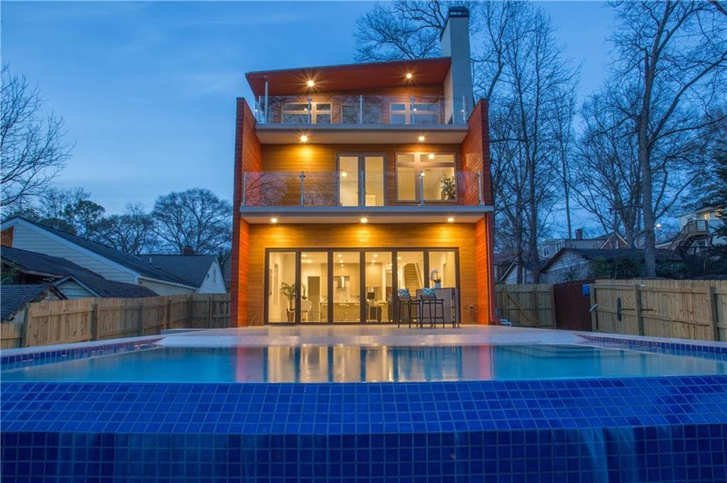 4 bedroom, 4,100 sq ft single family residence sold at 853 Ponce De Leon Terrace, Atlanta, GA 30306