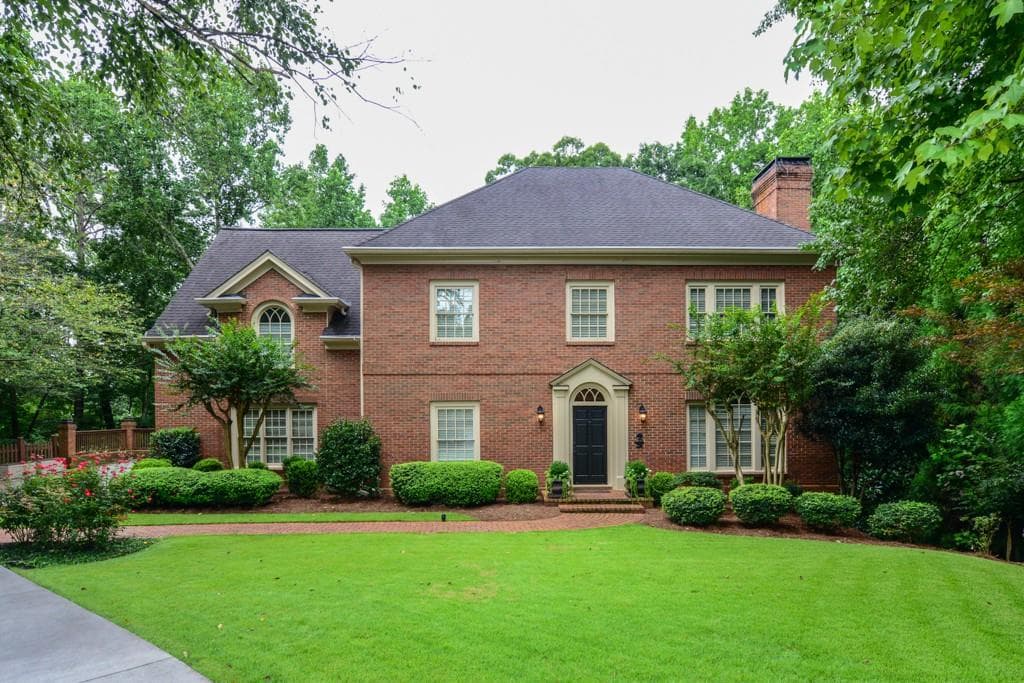 5 bedroom single family residence sold at 5240 Woodridge Forest Trail, Sandy Springs, GA 30327