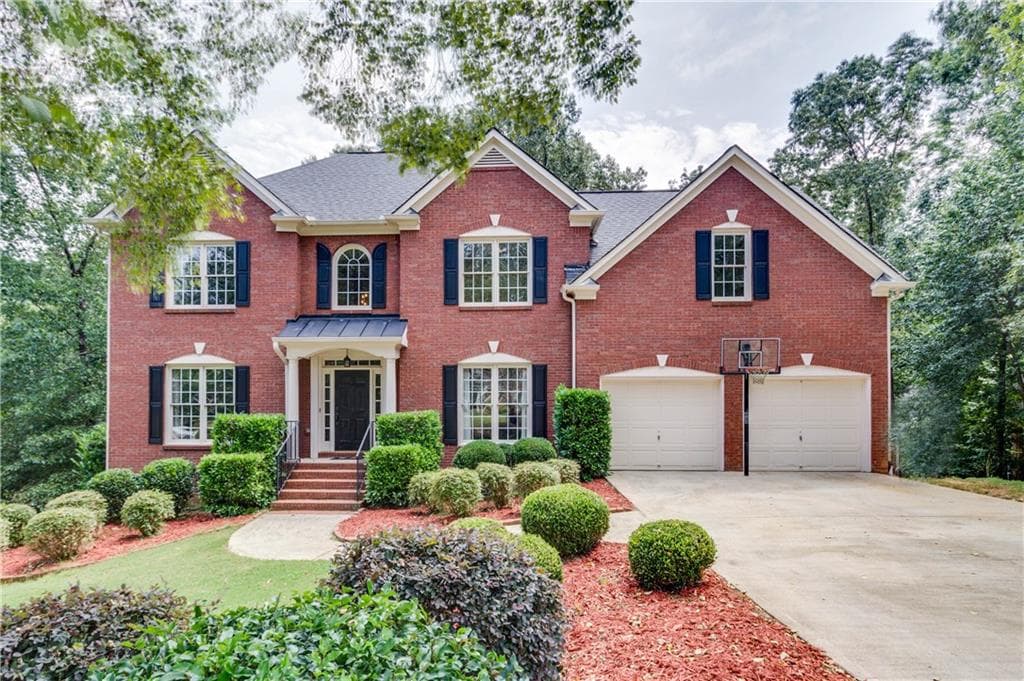 5 bedroom, 3,936 sq ft single family residence sold at 2580 New College Way, Cumming, GA 30041