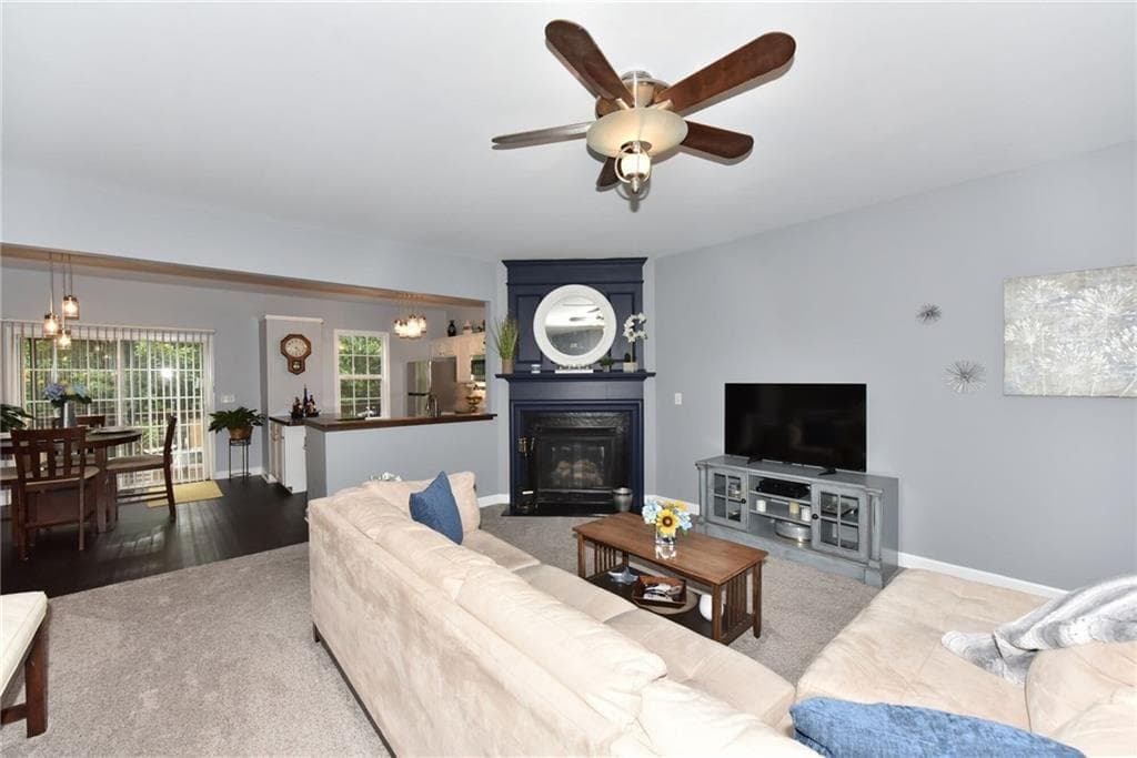 4 bedroom, 1,722 sq ft townhouse sold at 1013 Whittington Way, Alpharetta, GA 30004