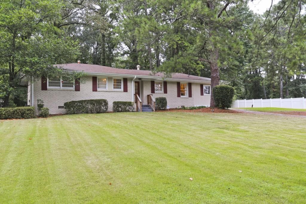 4 bedroom, 1,642 sq ft single family residence sold at 1850 Wee Kirk Road, Atlanta, GA 30316