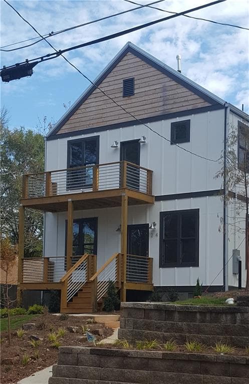 5 bedroom, 2,535 sq ft single family residence sold at 224 SE Holtzclaw Street, Atlanta, GA 30316