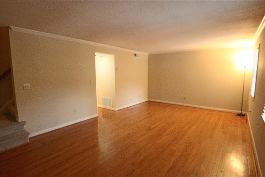 3 bedroom, 1,434 sq ft condominium sold at 6900 Roswell Road I2, Atlanta, GA 30328