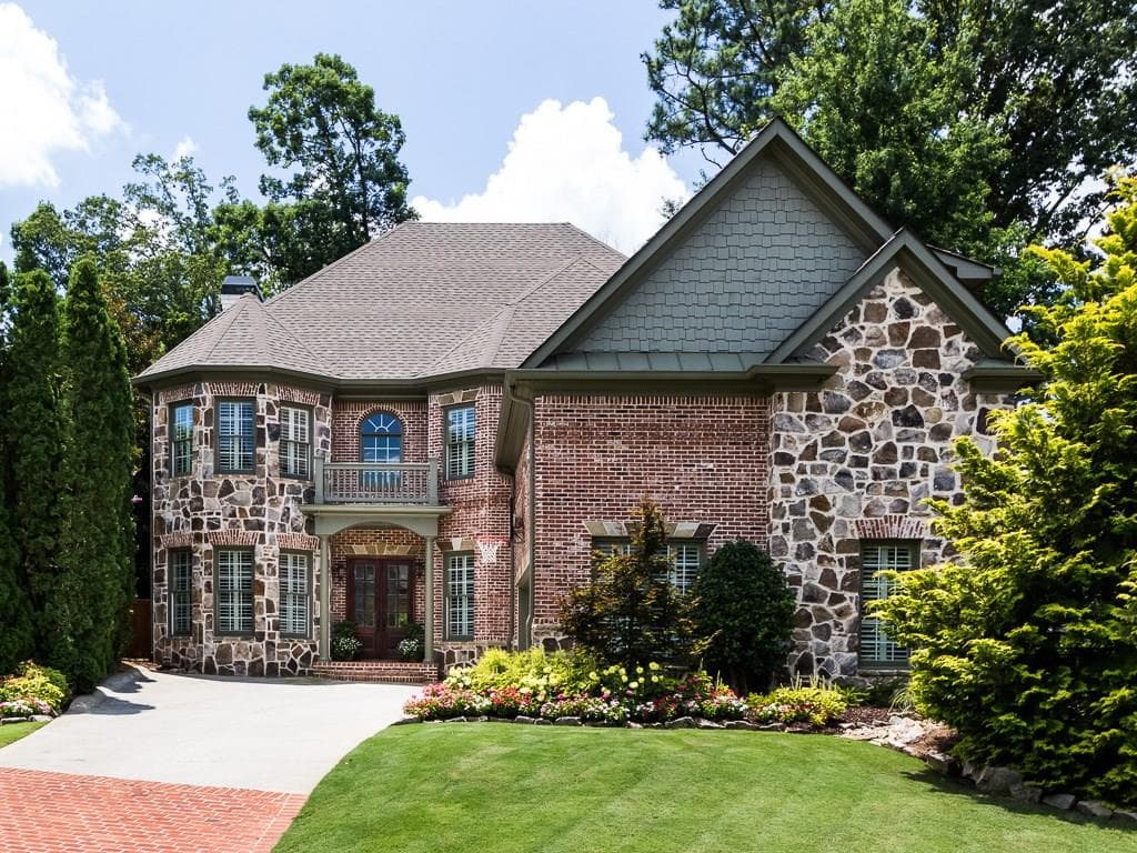 5 bedroom single family residence sold at 100 Windsor Cove, Atlanta, GA 30328