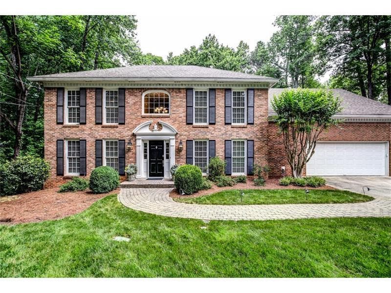 5 bedroom, 5,220 sq ft single family residence sold at 85 Tall Pines Court, Atlanta, GA 30327
