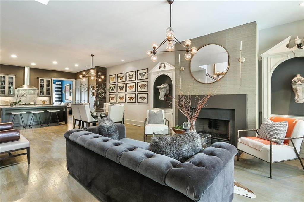 4 bedroom, 2,215 sq ft single family residence sold at 956 N ORMEWOOD PARK Drive, Atlanta, GA 30316