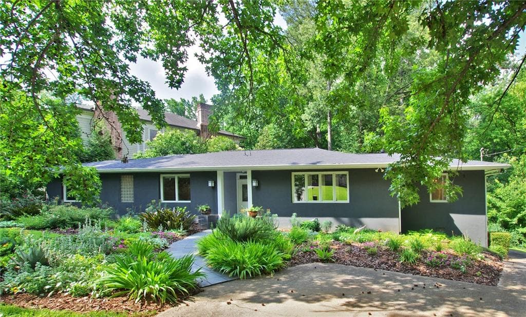 4 bedroom, 2,700 sq ft single family residence sold at 1740 WILDWOOD Road, Atlanta, GA 30306
