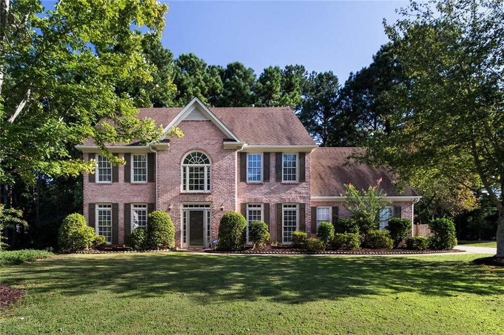 5 bedroom, 3,266 sq ft single family residence sold at 630 Silverberry Lane, Sugar Hill, GA 30518