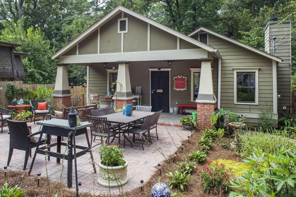 2 bedroom, 1,168 sq ft single family residence sold at 563 Daniel Avenue, Decatur, GA 30032