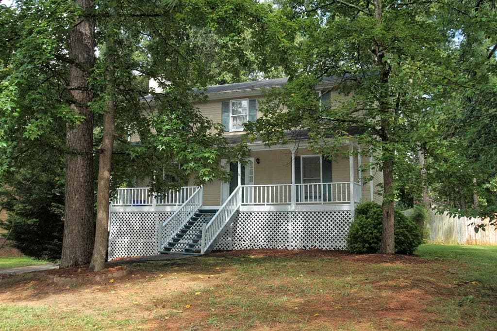 3921 Rocmar Drive, Snellville, GA 30039 — most recent listing photo