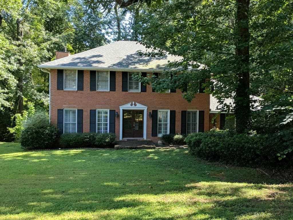 4 bedroom, 2,240 sq ft single family residence sold at 4505 Glengary Drive, Atlanta, GA 30342