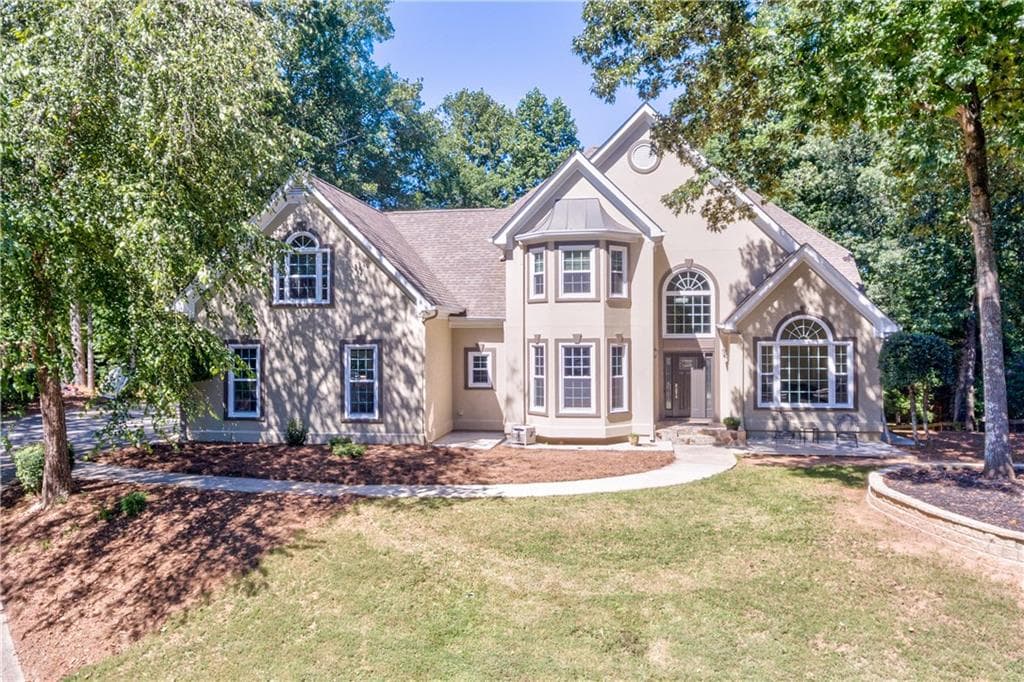 5 bedroom, 4,149 sq ft single family residence sold at 12030 Wildwood Springs Drive, Roswell, GA 30075