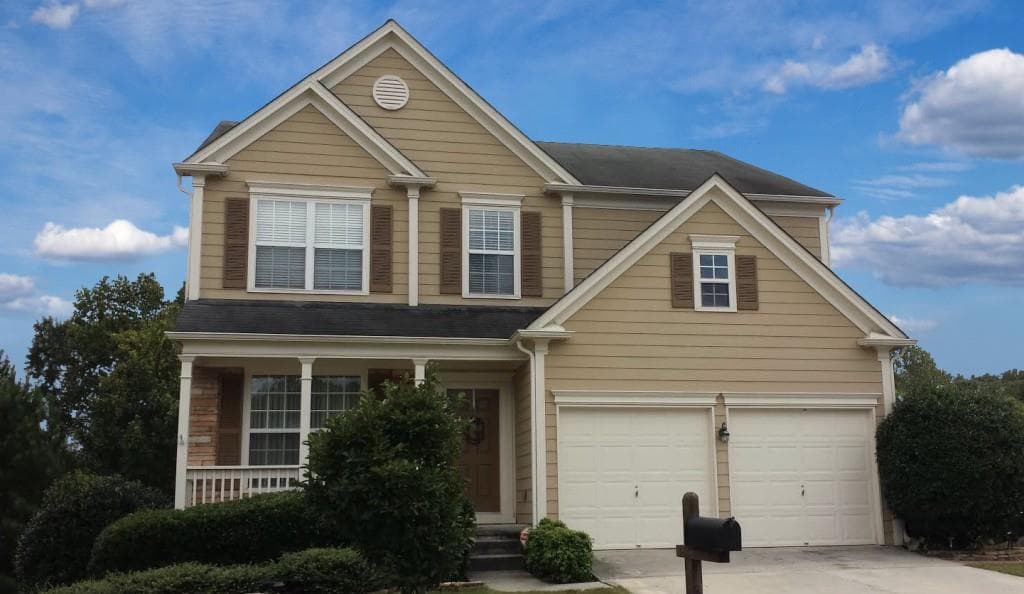 3 bedroom, 1,986 sq ft single family residence sold at 305 Melilot Court, Woodstock, GA 30188