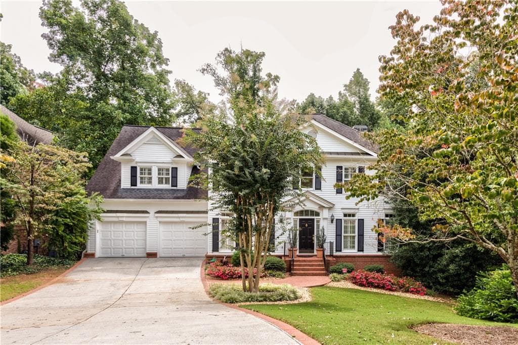 5 bedroom, 5,155 sq ft single family residence sold at 856 Brookhaven Springs Drive, Atlanta, GA 30342