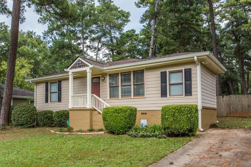 2 bedroom, 989 sq ft single family residence sold at 1362 Diamond Avenue, Atlanta, GA 30316